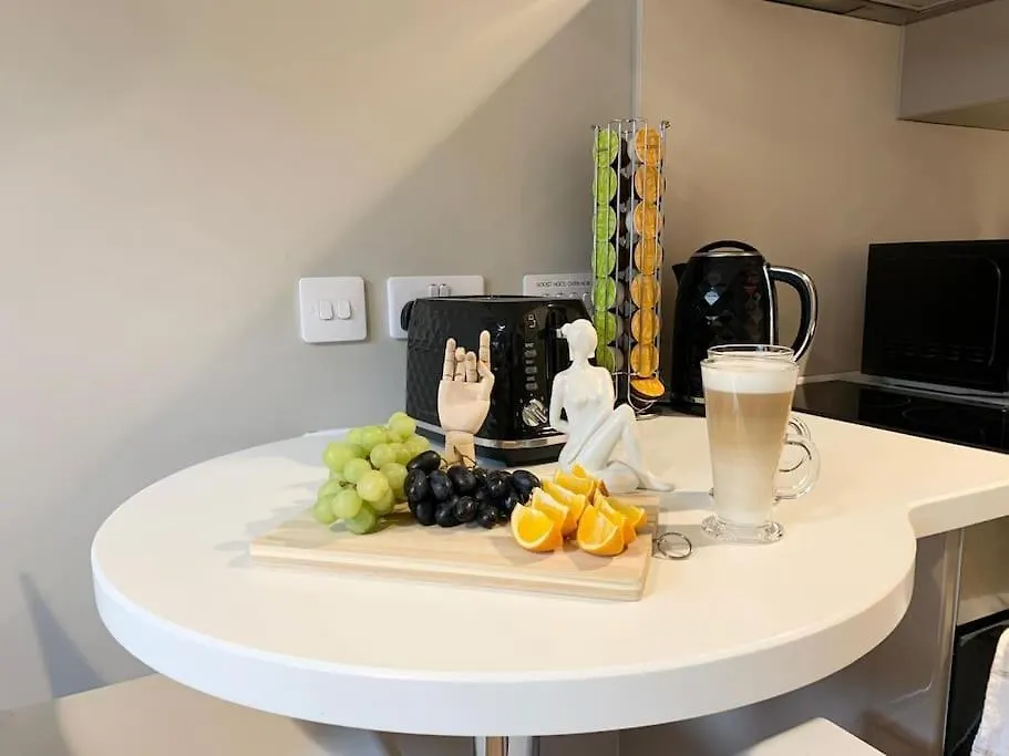 Hnfc Stays - Prime Central Newcastle Studio W/ Gym+Free Parking דירה